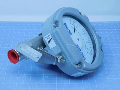BROOKS INSTUMENTS 3810GAD07AABA1A00000 FLOW METER T149812 - Image 1 of 4