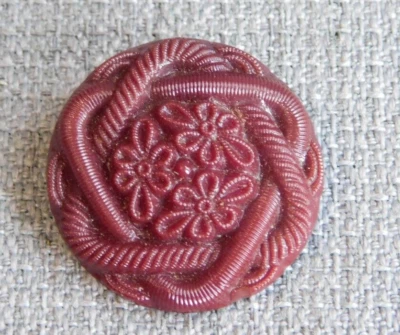 Antique Vtg Glass Button Burgundy  ~Apx: 15/16"~#1337-D - Image 1 of 4