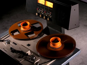 2PCS STUDEVOX Orange Universal NAB Adapters For SONY PIONEER AKAI TASCAM Etc - Picture 1 of 9