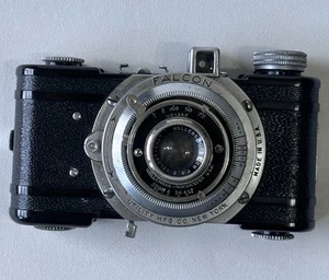 Utility Falcon Model F 127 Film Camera With 2 Inch 3.5 Inch Lens. - Picture 1 of 9