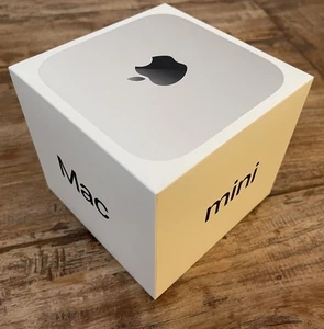 Apple M4 Mac Mini Desktop 256GB 16 GB RAM Silver - Picture 1 of 1