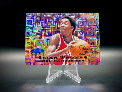 Escaparate Fleer Retro Flair 2012-13 Isiah Thomas Legacy Row 0/100 Foto 1 de 3