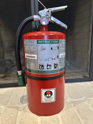型号 15 SA Halotron I Buckeye 灭火器 15.5 磅 级。 2A:10BC:C — 第 1/4 张图片