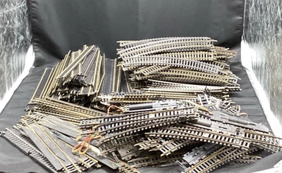 Vtg Atlas Ho track, Huge Lot, See description and Photos, Qty 273 - Image 1 of 4