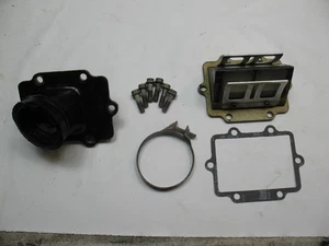 2002 SUZUKI RM250 RM 250 INTAKE MANIFOLD + REED VALVES - NO DRY ROT - GOOD BOLTS - Bild 1 von 10