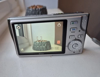 Nikon Coolpix S6 6.0MP CCD Sensor Compact Digital Camera and Charger  - Image 1 of 4