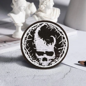 Punk Skull Embroidered Sew On Iron On Patch Badge Fabric Craft Sticker Transfer - Bild 1 von 5