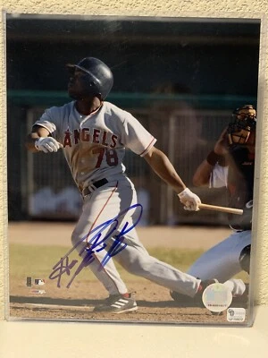 Howie Kendrick Signed Los Angeles Angels 8x10 Photo GAI - Image 1 of 4