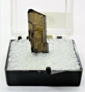 Epidote Haramosh Range Pakistán Flat 4 511 - Imagen 1 de 3