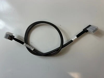 Supermicro 672042165001  CBL-SAST-0657 Mini-SAS/Mini-SAS HD Data Transfer Cable - Image 1 of 2