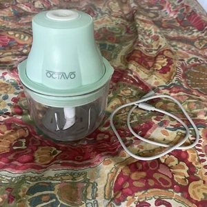 Octavo Wireless Mini Food Chopper USB Rechargeable Portable Cordless Mint Green - Picture 1 of 9