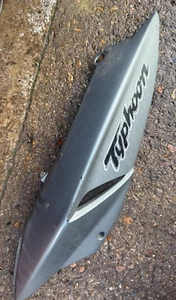⭐ ORIGINAL PIAGGIO TYPHOON 50CC VERKLEIDUNG HINTEN LINKS 2T 2010-2016 VERSANDKOSTENFREI⭐ - Bild 1 von 5
