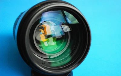 Nikon Nikkor AF 70-210mm f/4 Constant Zoom Lens Near Mint!!! - Image 1 of 4