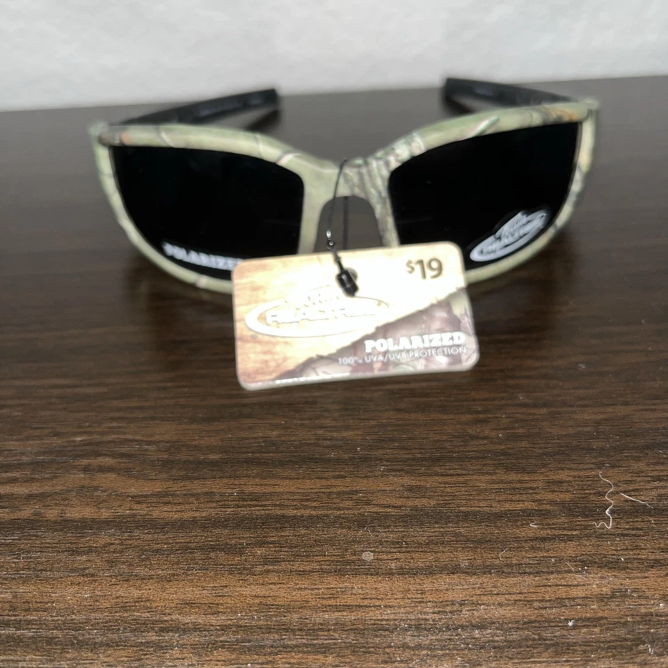 Team Realtree Polarized Sunglasses Camo Frame R534 100% UVA/UVB 62-19-125 NWT - Image 1 of 4