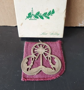 Vintage 1972 LUNT Sterling silver 925 Shephard's Ornament Medallion in Orig Box - Picture 1 of 3