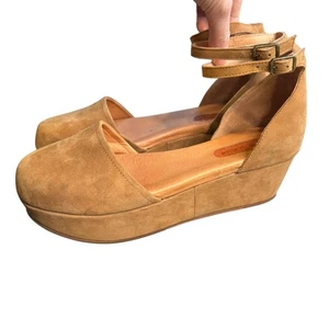 Anthropologie Gee WaWa Daphne Tan Suede Platform Shoes Mary Jane Size 8.5 S4 - Picture 1 of 10