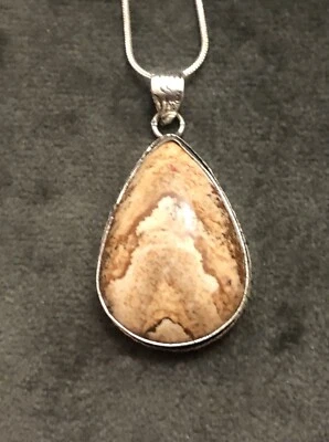 Pingente de pedra preciosa de jaspe em corrente de cobra prata  - Imagem 1 de 4