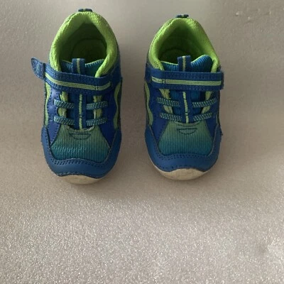 Zapatos para caminar Stride Rite Kylo para niños pequeños talla 6M azul/lima Foto 1 de 4