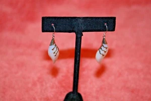 Pendientes colgantes perforados de ley 925 y abulón con marca - Imagen 1 de 4