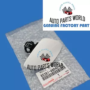 NEW GENUINE LEXUS RX330 RX350 WHITE RIGHT HEADLIGHT WASHER NOZZLE 85381-48040-A0 - Picture 1 of 2
