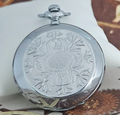 Vintage Pocket Watch USSR MOLNIJA DECORATIVE ORNAMENT RARE SOVIET Watch 3602 - Image 1 of 4
