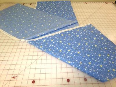 2000 Fabric Traditions Star print Fabric Remnant Approx. 86 x 15.  J24-516 - Image 1 of 4