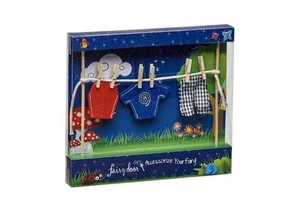 FAIRY GARDEN Miniature ~ Irish Fairy Door – Clothes Line with Male Clothes  - Picture 1 of 1