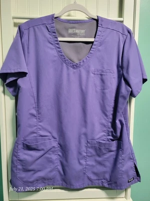 Blusa Médica Grey's Anatomy Talla L Lavanda Cuello en V Foto 1 de 4