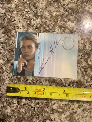 2001 Inkworks X-Files Seasons 4 & 5 Autograph Card Laurie Holden - Image 1 of 3