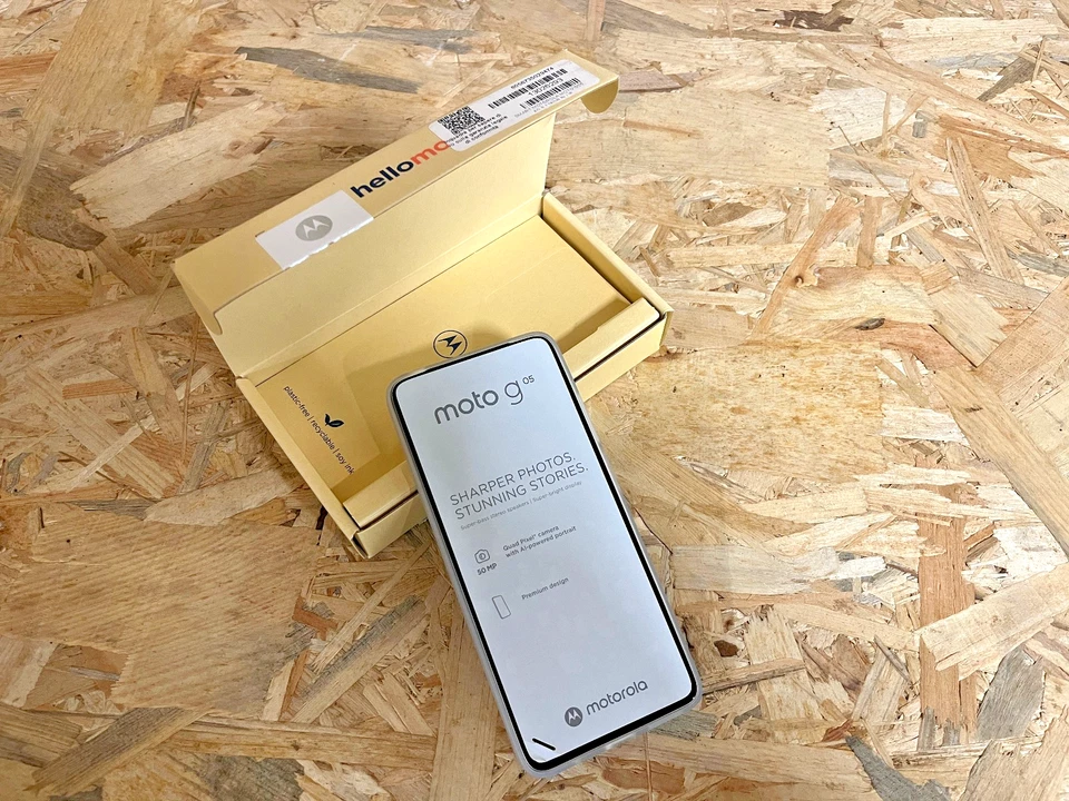 Motorola moto g05 5G - 128GB - Denim Blue (Dual SIM) - Immagine 1 di 4