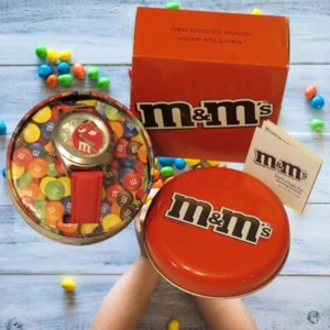 2016 Red M&M's Avon Watch with Tin and Original Box Comes with Battery - Picture 1 of 4
