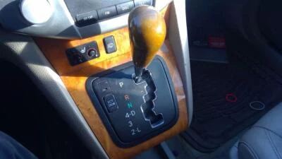 Conjunto de palanca de cambios de transmisión automática usado se adapta a: Lexus RX350 2007 grado C Foto 1 de 4