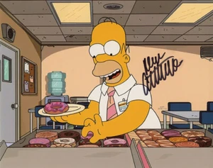 DAN CASTELLANETA SIGNED 8x10 PHOTO HOMER SIMPSON VOICE THE SIMPSONS BECKETT BAS - Picture 1 of 2