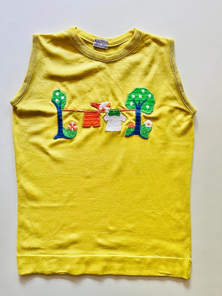 Top elástico con apliques cuello redondo Danskin para niña, talla 10 Foto 1 de 3