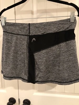Head Woman’s Medium Black Heathered Tennis Skort Black Stripe On Side, Key Pocke - Image 1 of 4