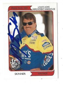Mike Skinner Signed 2001 Press Pass Card #VN 12/27    NASCAR
