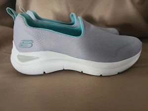 Sketchers Arch Comfort Damen hellgrau Größe 7,5M - Bild 1 von 7