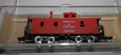 Roco N Scale Norfolk & Western 52559 Wood Sheathed Old Time Caboose #28965 - Image 1 of 4