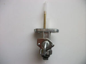 MOTORCYCLE PETROL FUEL TAP Fits SUZUKI TS GP GN DR GT RM TS125 125 185 GT250 GSX - Picture 1 of 3