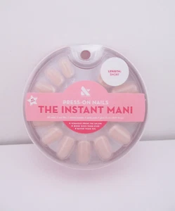 Olive & June The Instant Mani Nails, SHORT, French Tip - FREE SHIPPING - Picture 1 of 4