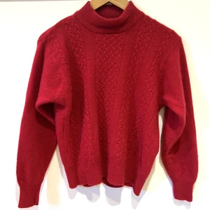 John Meyer Women’s Vintage Sweater Red Lambs Wool & Angora Rabbit Hair Sz Large - Picture 1 of 14