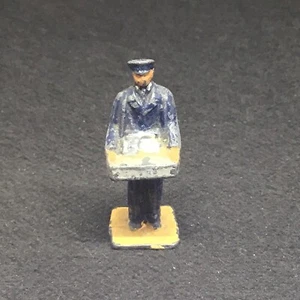 Dinky Toys, Railway Guard With Tray  (Pink’349) - Picture 1 of 7