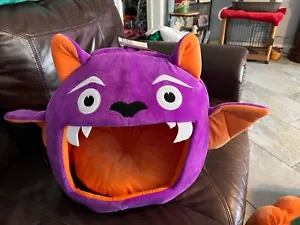 Halloween Herbst lila Monster neu mit Etikett 15,94 x 15,75 x 14,17 Katze Hund Haustierbett - Bild 1 von 4