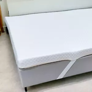 COMFORT TOUCH™ Bamboo-Covered Memory Foam Topper - All UK Sizes - Picture 1 of 9