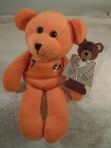 FAMOUS LEGENDS AND SPORT HEROES ORANGE JOHN ELWAY FOOTBALL PROMO BEAR 283/600 - Picture 1 of 4