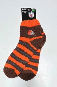 CLEVELAND BROWNS NFL LADIES STRIPED FUZZY SLIPPER SOCKS FREE SHIPPING - Picture 1 of 1