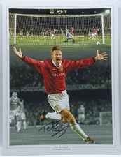 Teddy Sheringham Manchester United SIGNED 16x12 Photo AFTAL OnlineCOA