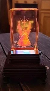 Vintage 3 D Laser Etched Crystal Angel Bedside Nightlight Cordless 5.5" Tall - Picture 1 of 16