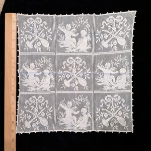 Vintage KIRSCHEN, LAUTE & HORN SPITZENPLATTE ~ ca. 13" Quadrat ~ WEIHNACHTEN + - Bild 1 von 5