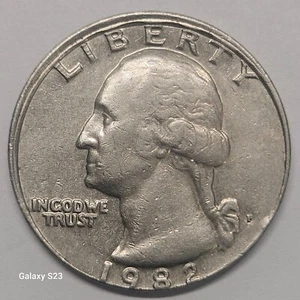 1982 P WASHINGTON QUARTER WITH OFFSET/MISALIGNED DIE MINT ERROR *FREE SHIPPING* - Picture 1 of 5